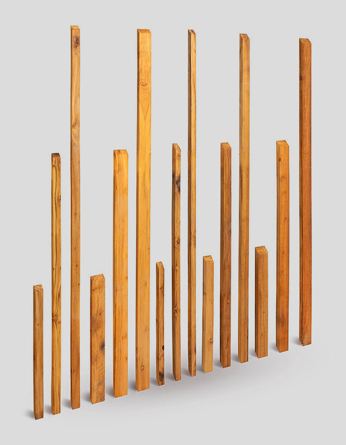 Schuttinglatten/planken rechthoekig (met rechte rand), geschuurd, uiteinden afgeschuind, van robiniahout
